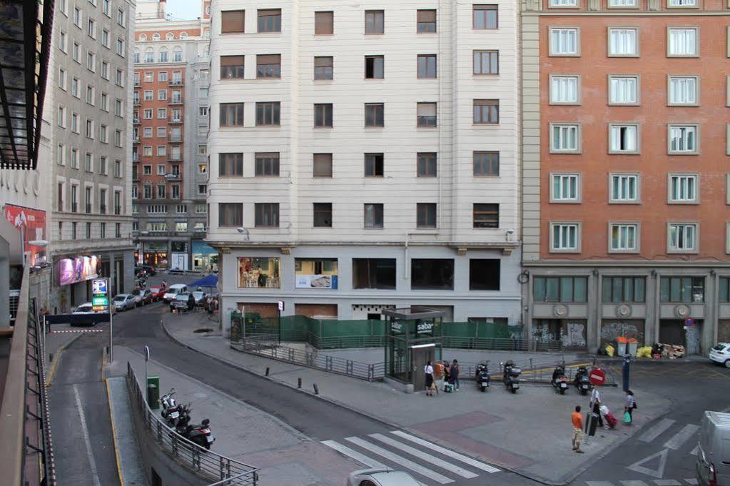 Apartamentos Rialto Madrid Kültér fotó