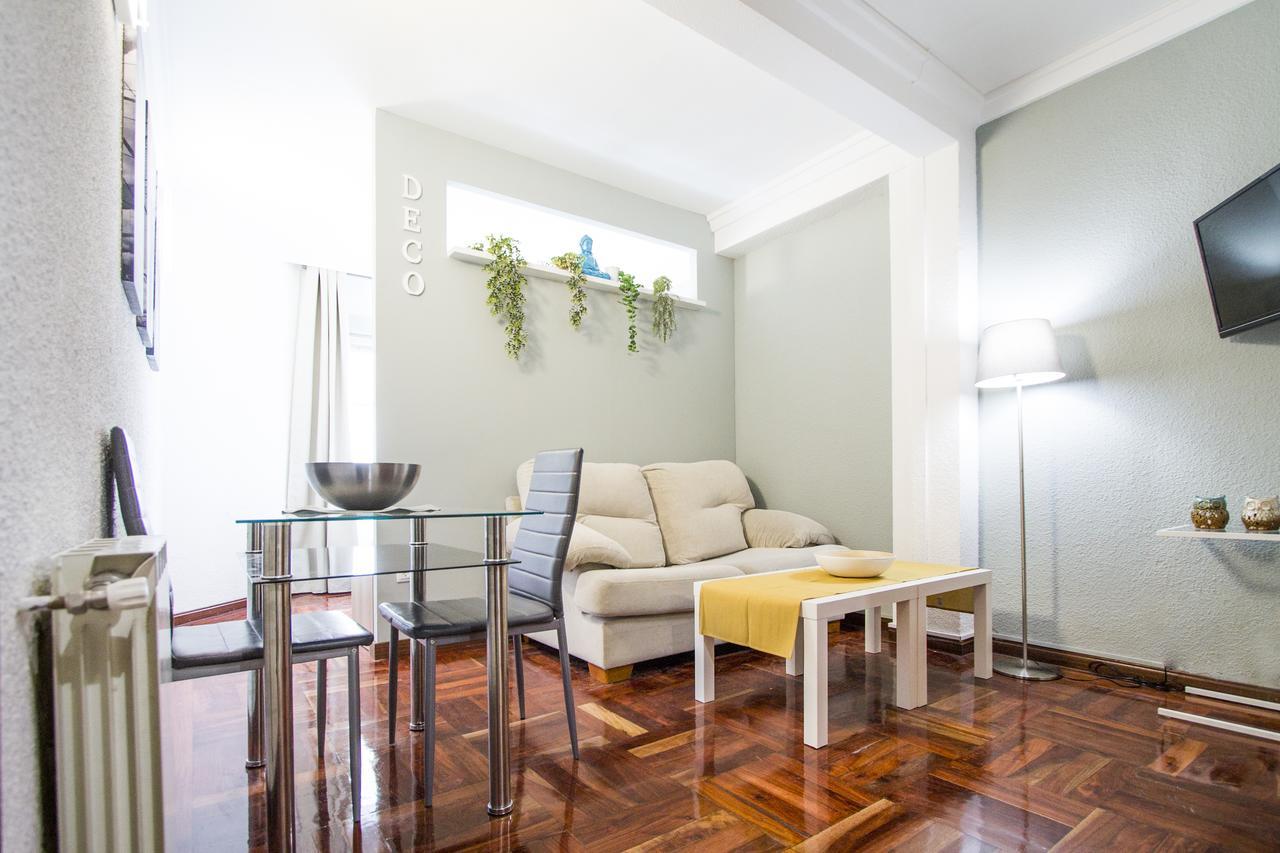 Apartamentos Rialto Madrid Kültér fotó