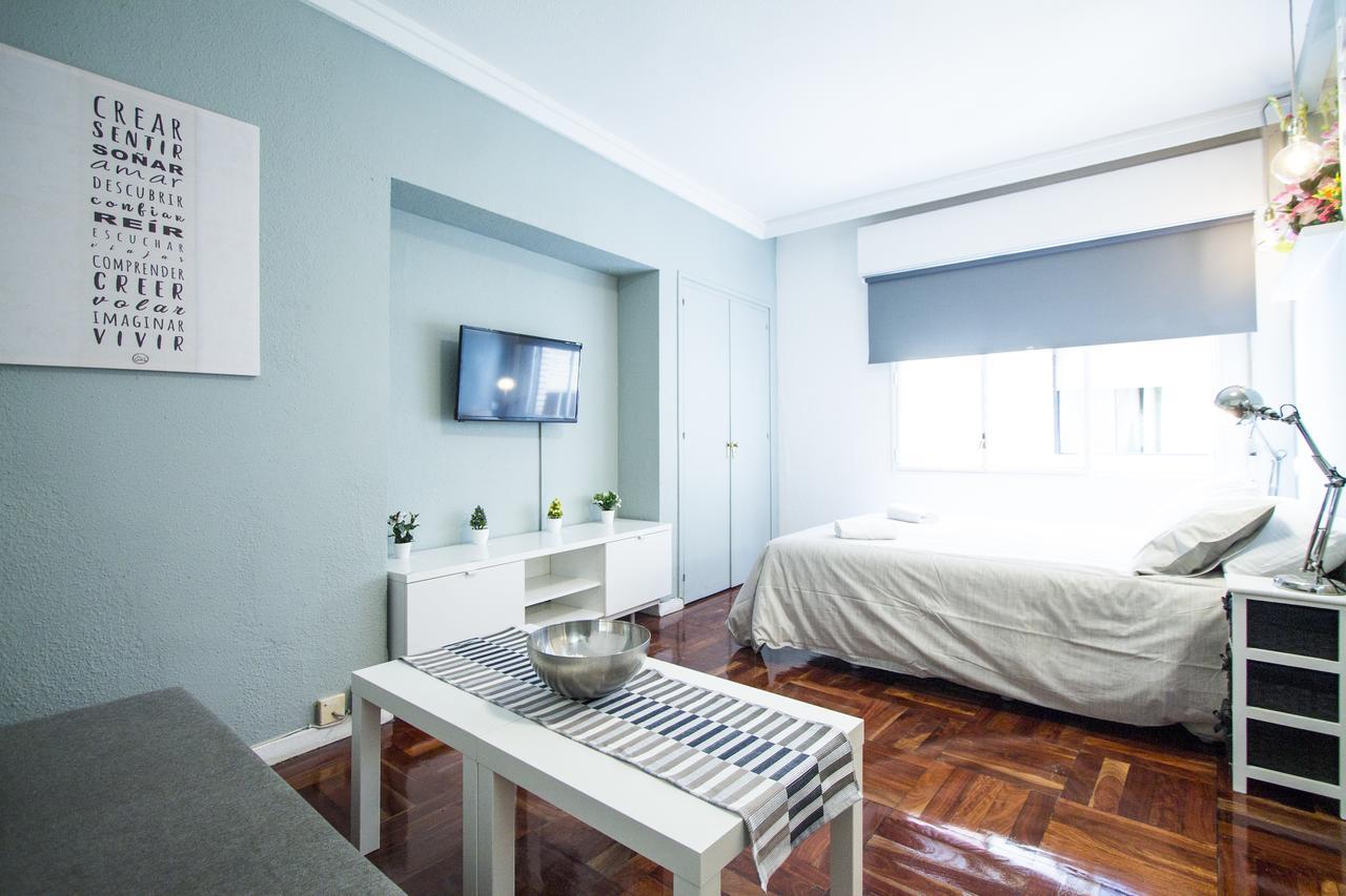 Apartamentos Rialto Madrid Kültér fotó