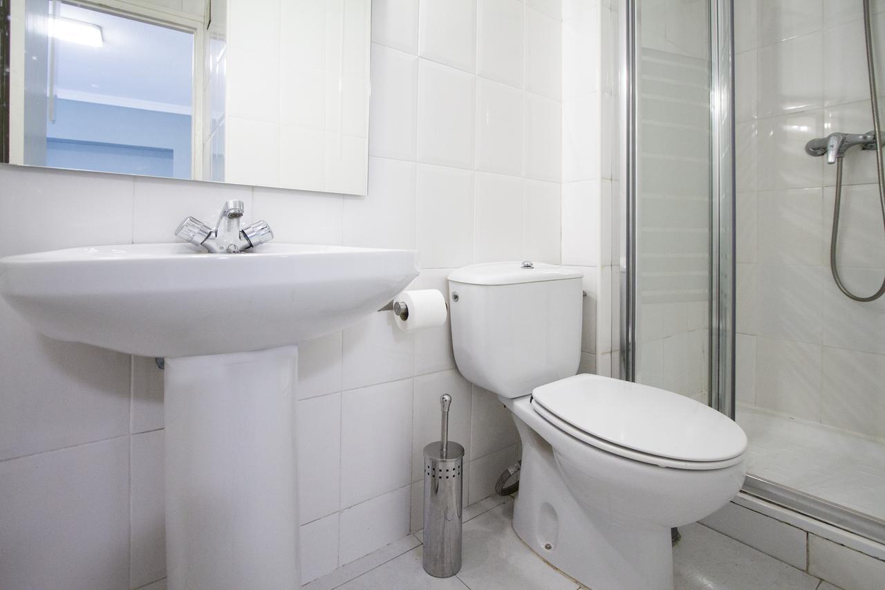 Apartamentos Rialto Madrid Kültér fotó