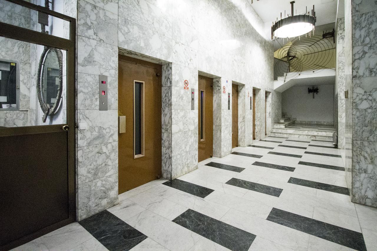 Apartamentos Rialto Madrid Kültér fotó